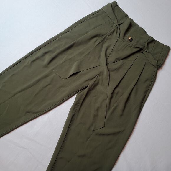 Madewell Women's Size 2 NWT Drapey Paperbag Pants Belted Foliage Green - Picture 1 of 9